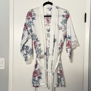 In Bloom Floral Robe